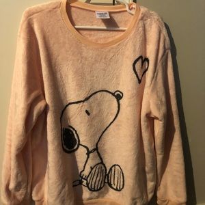 Peach Snoopy sweater